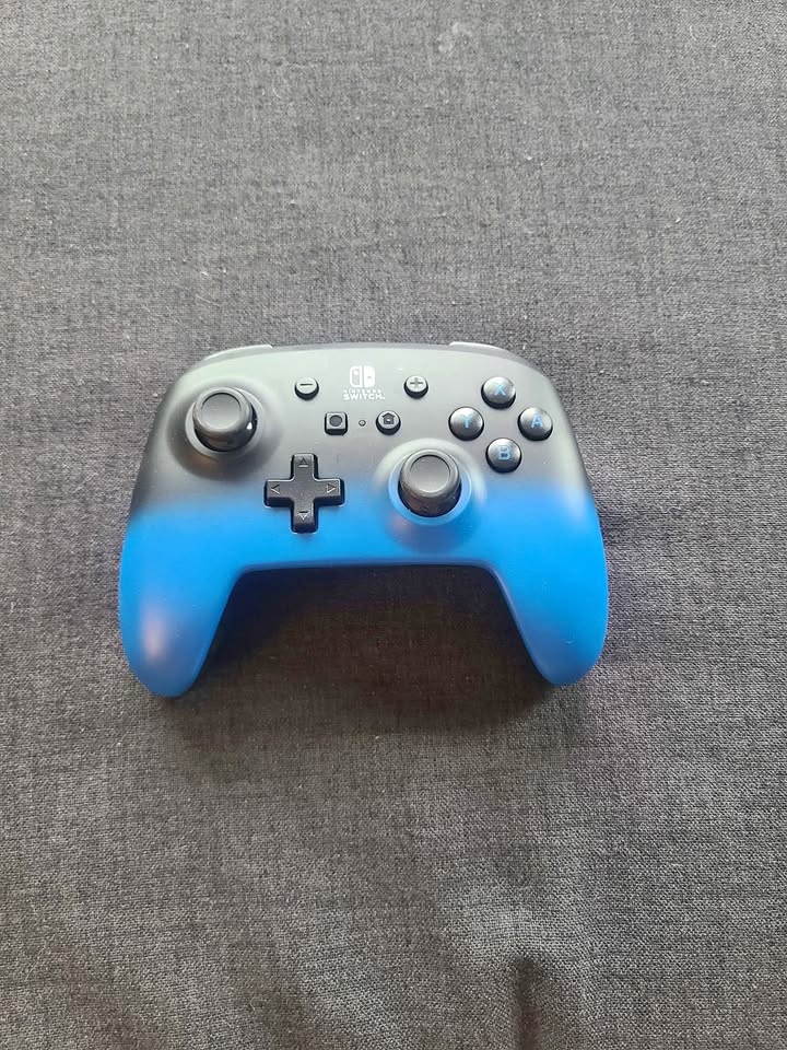 Switch wireless controller