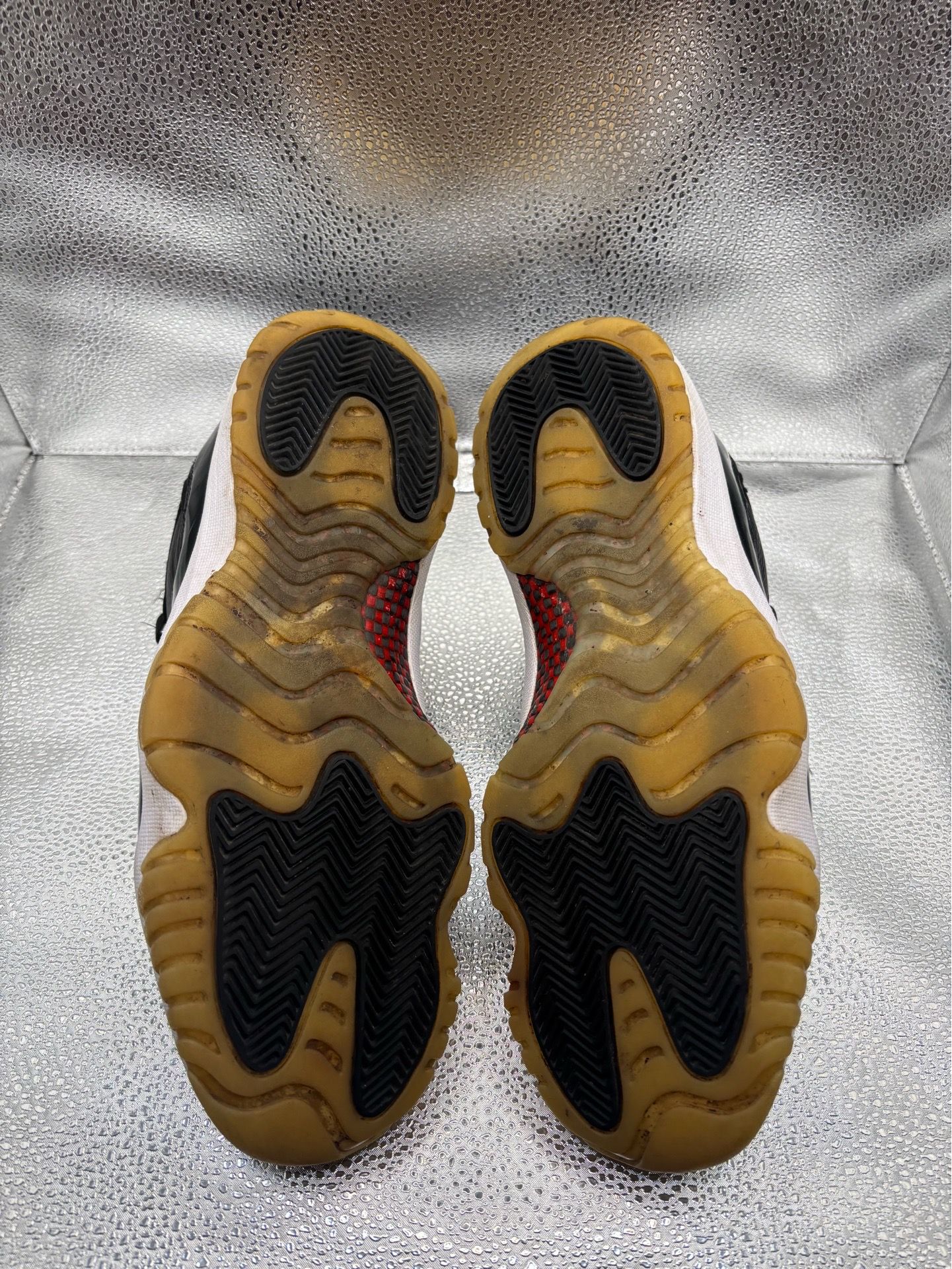 Air Jordan 11 Low 72-10 - photo 3