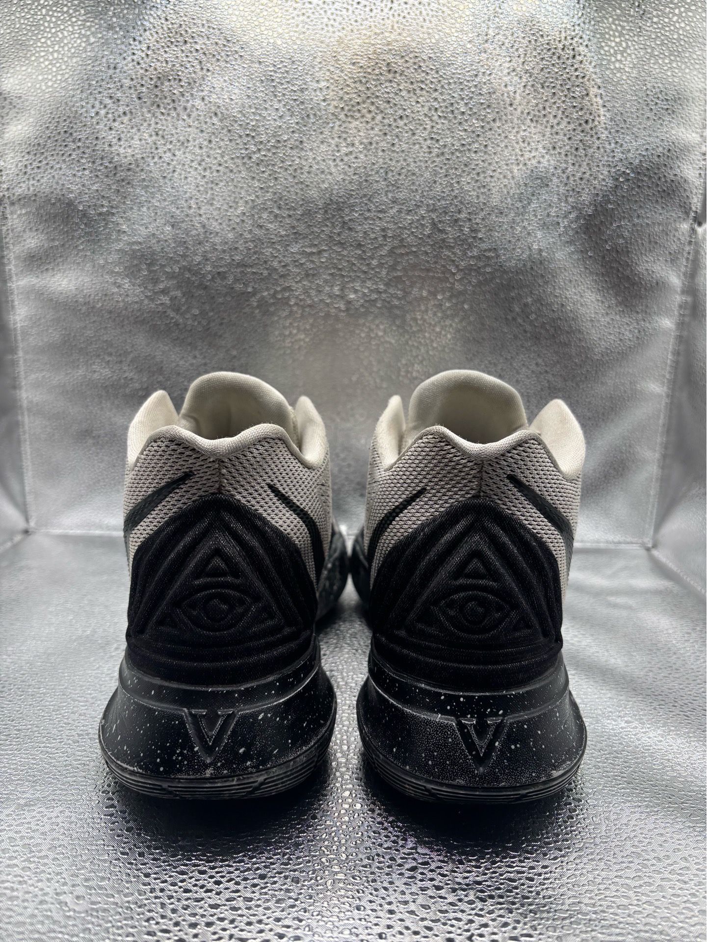 Nike Kyrie 5 Cookies & Cream - photo 4