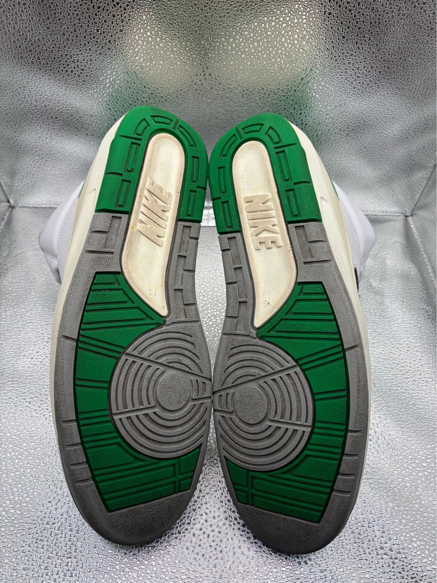 Air Jordan 2 Lucky Green - photo 3