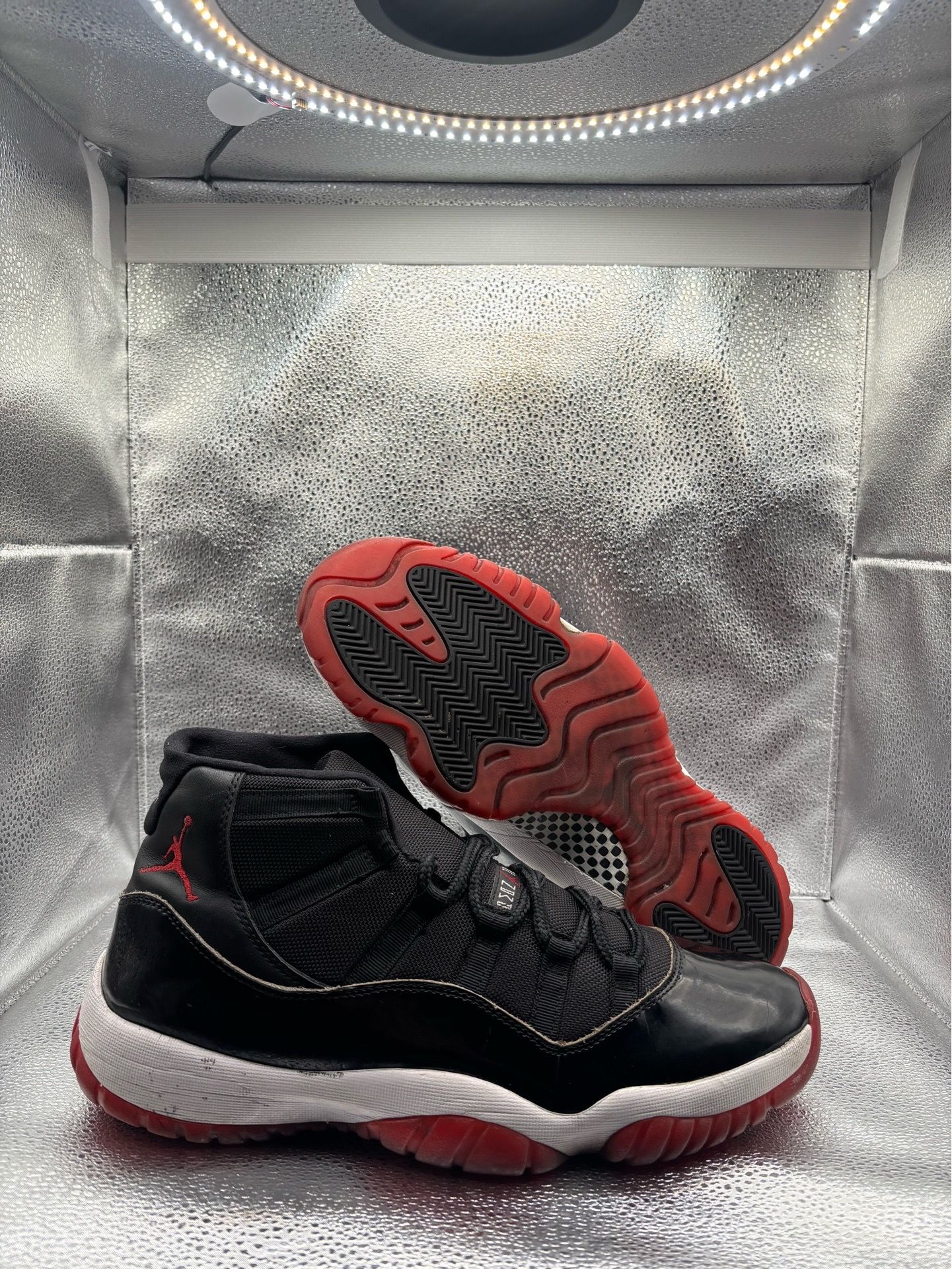 Air Jordan 11 Bred 2019