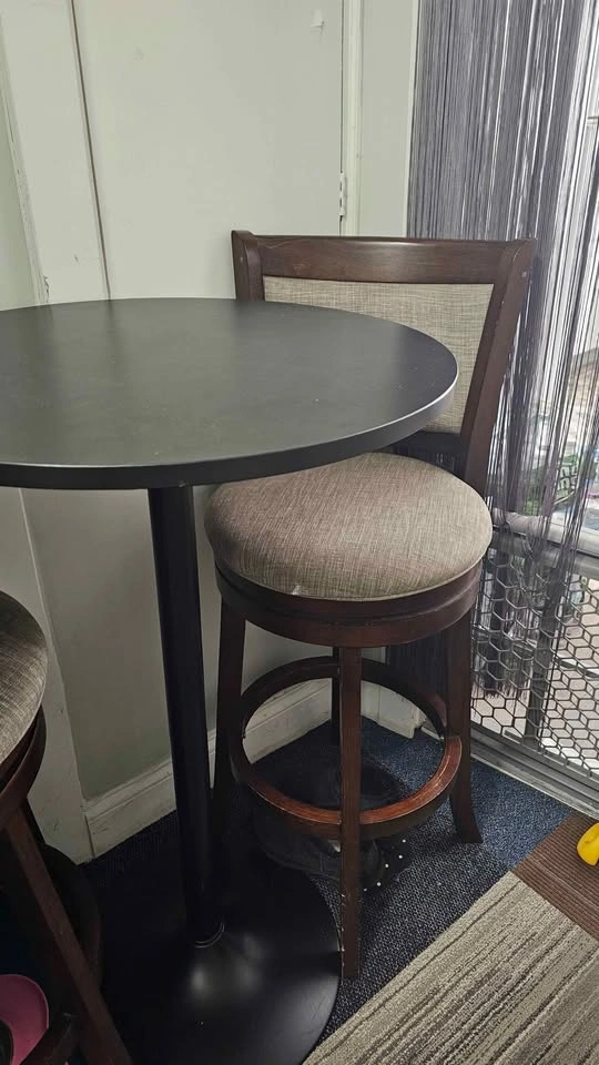 High chair and table - photo 4