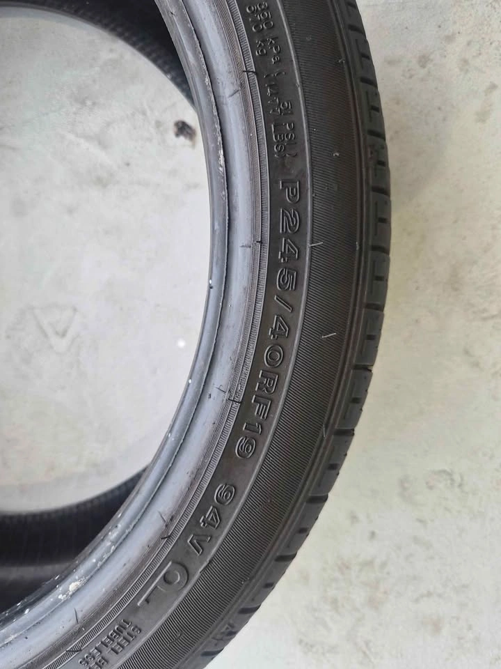 Dunlop SP Sport 5000 DSST CTT 245/40R19 - photo 4
