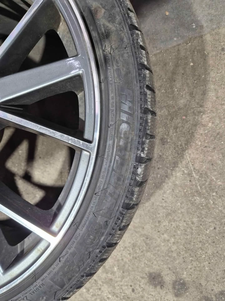 RSSW Quattro 21" Wheels w/ Michelin Winter Tires - photo 2
