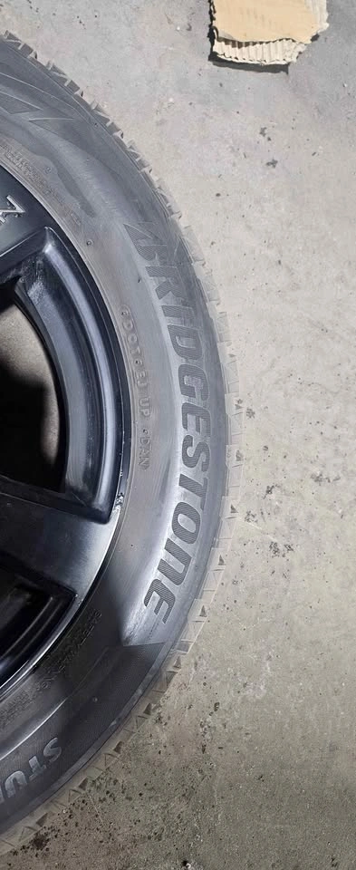 Touren Rims w/ Bridgestone Blizzak Winter Tires (225/55/17) - photo 2