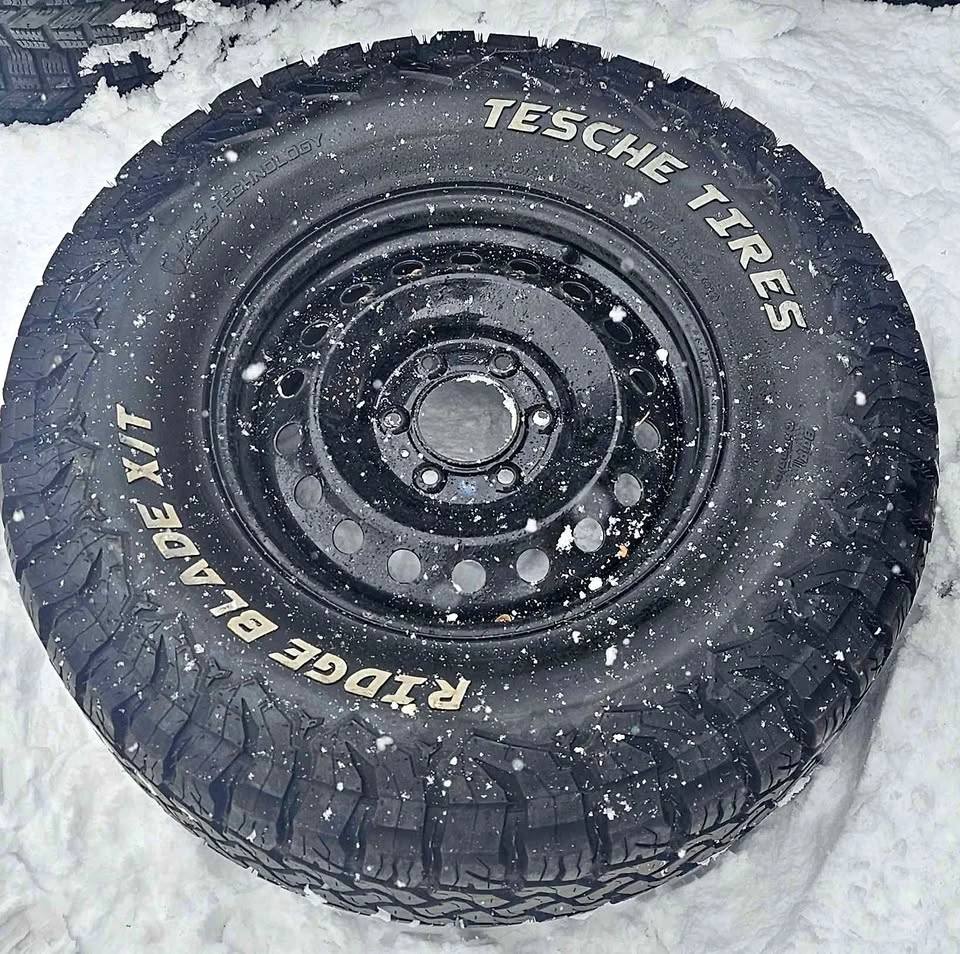 Steele Rims w/Tesche Tires Ridge Blade X/T (LT 315/70/17)