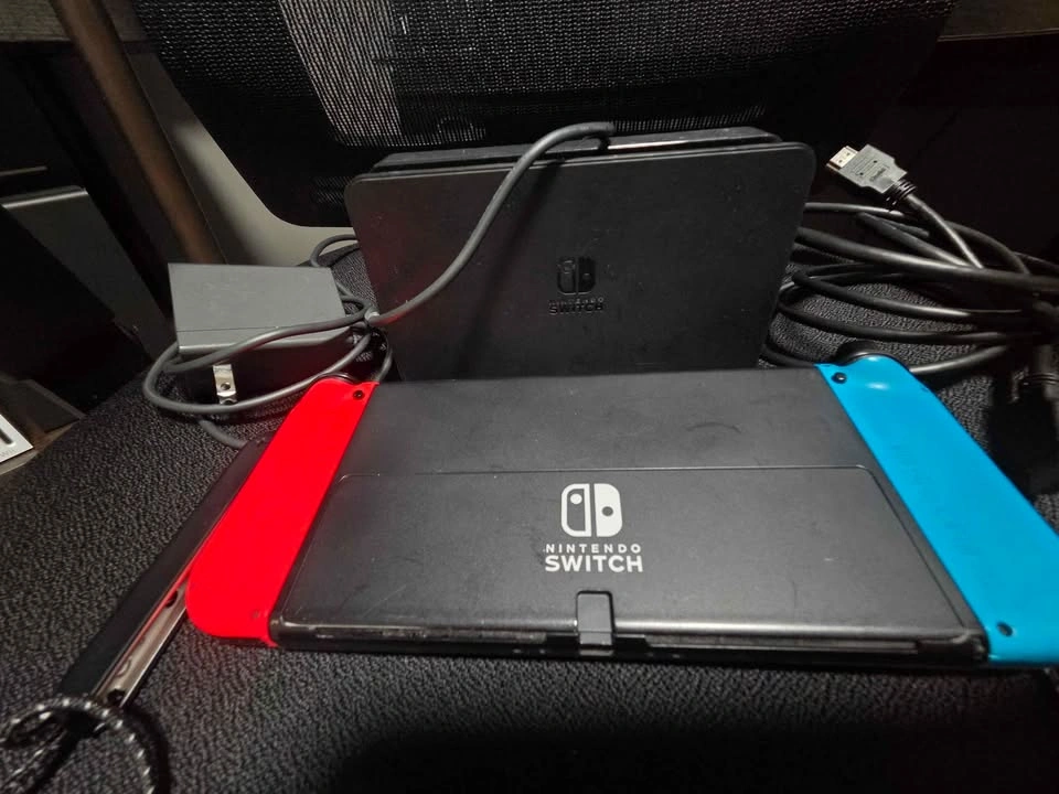 Modded Nintendo Switch OLED with 512GB - photo 3