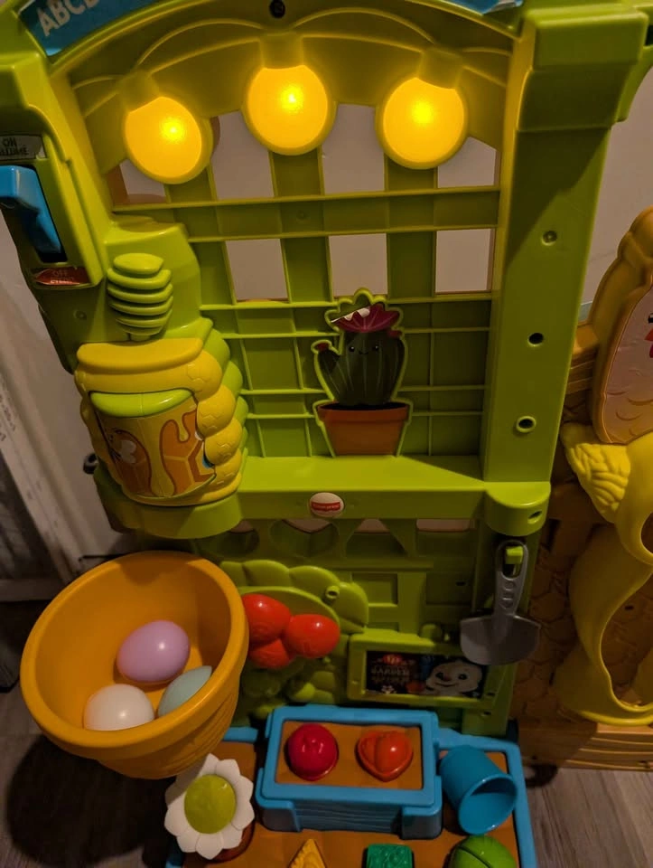 Fisher-Price Garden - photo 5