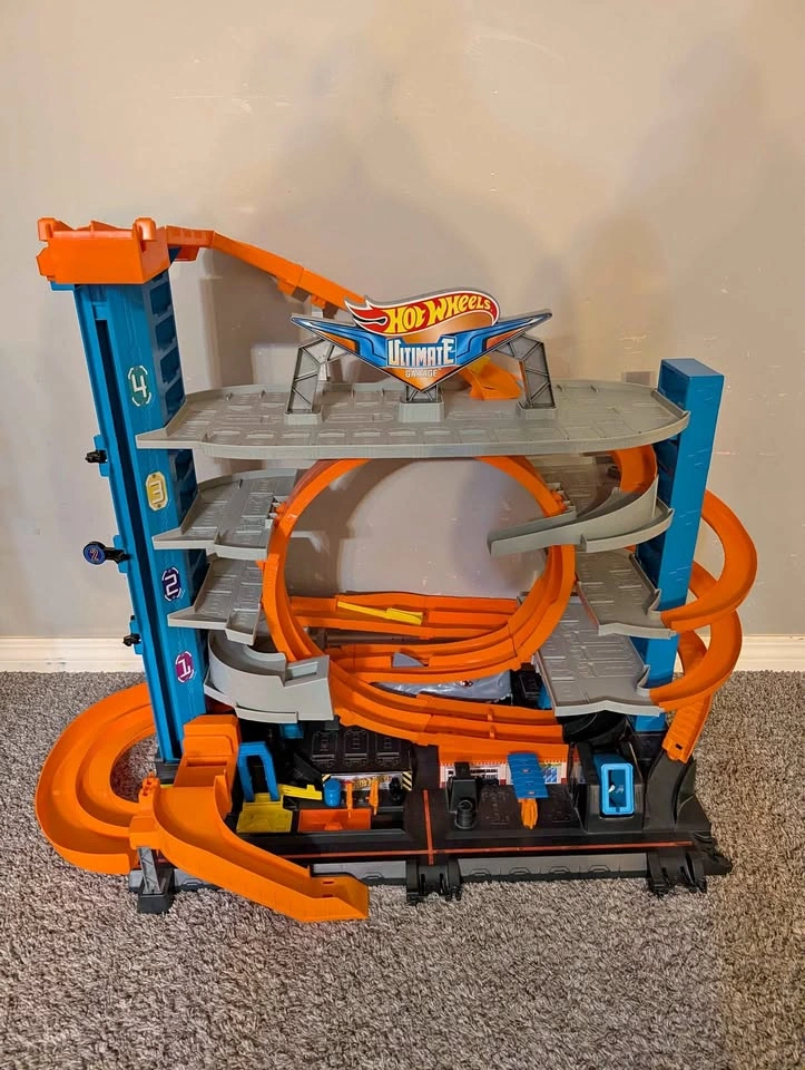 Hot Wheels Ultimate Garage