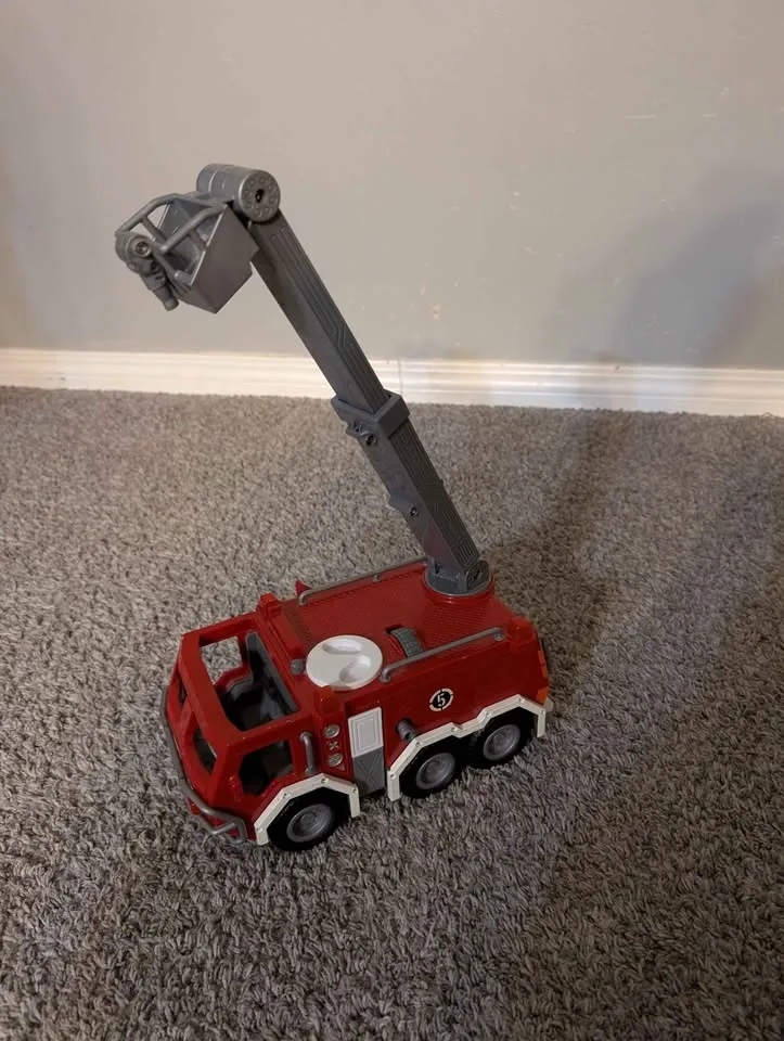 Fisher Price Fire Truck - photo 2