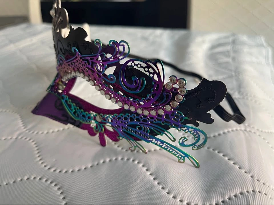New pretty carnival Halloween or costume mask - photo 4