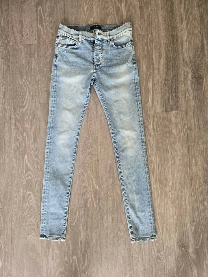 Amiri Light Wash Denim Jeans Size 30 - photo 2