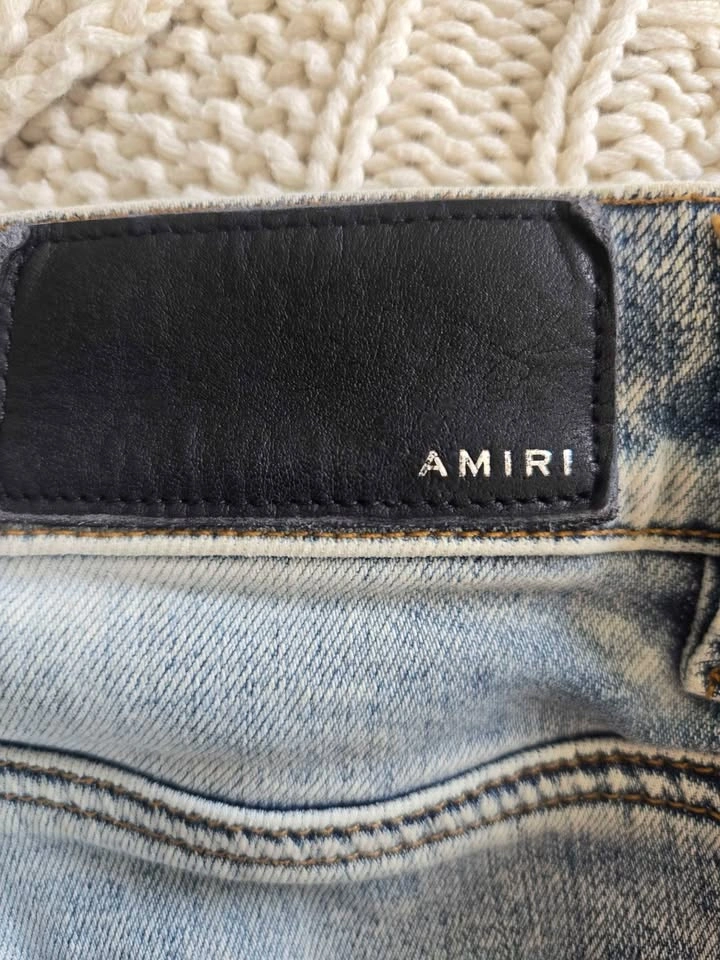 Amiri Light Wash Denim Jeans Size 30 - photo 4