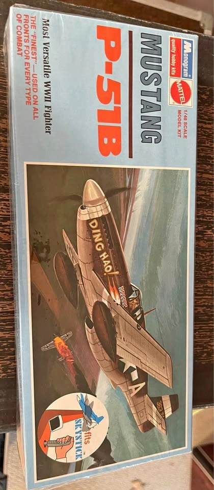 Mustang P-51B model - vintage find
