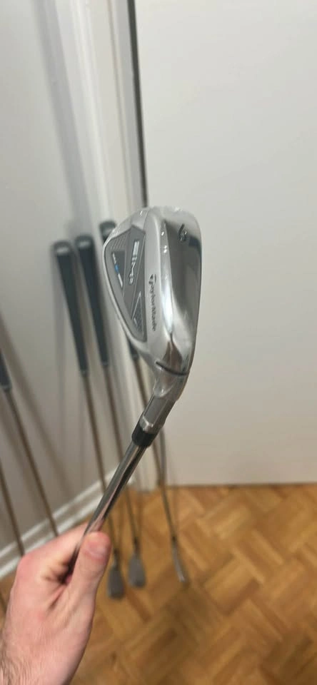 TaylorMade SIM2 Irons - 7 clubs - photo 2