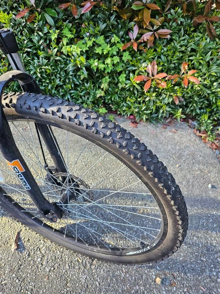 CCM Mountain Bike – 18” Frame 🚲 - photo 3