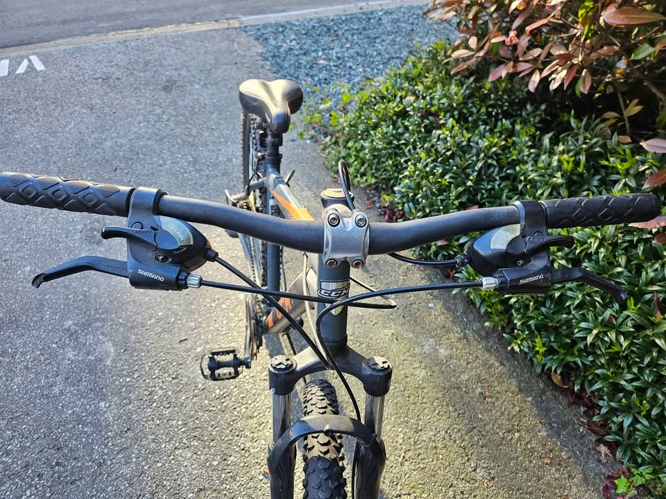 CCM Mountain Bike – 18” Frame 🚲 - photo 5