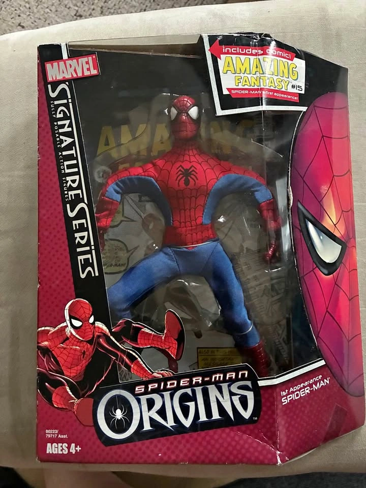 Hasbro Spider-Man Origins Signature Series 2007 Figure