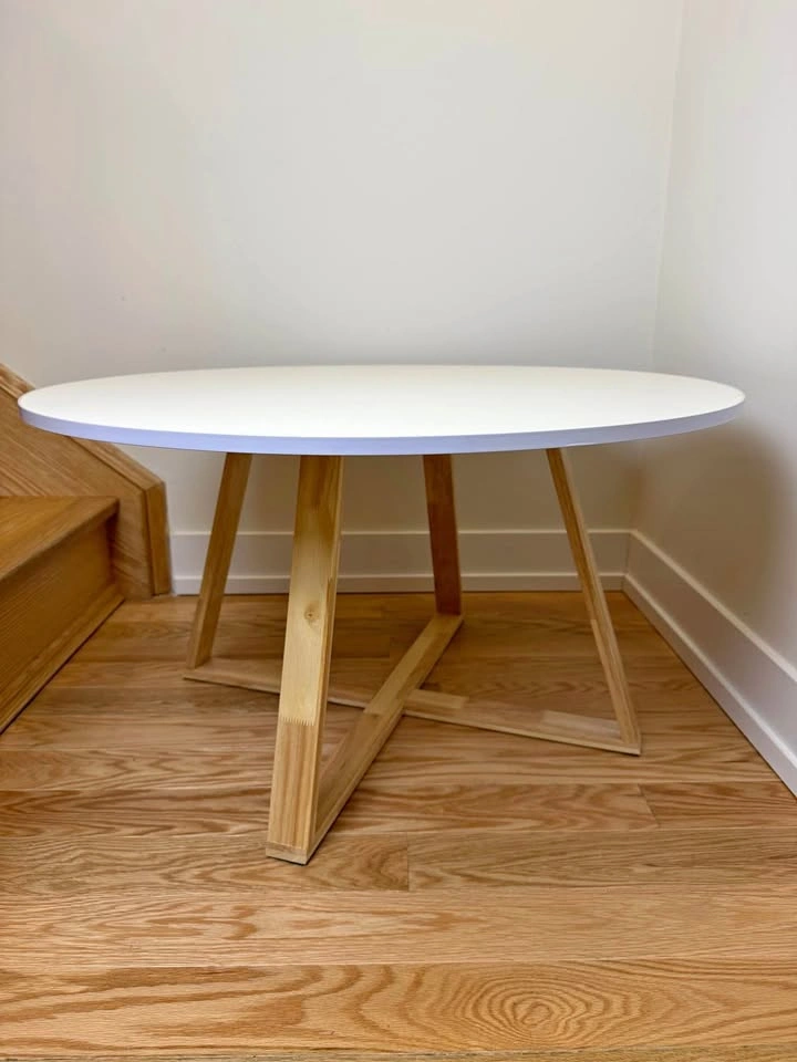 Modern White Round Coffee Table – Scandinavian Style