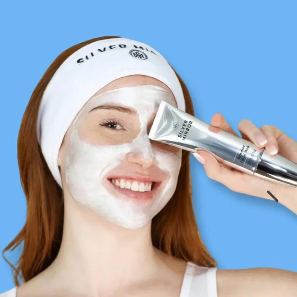 Silver Mirror Facial Mask - New in Box image indicator(4)