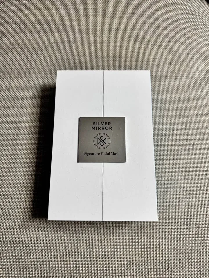 Silver Mirror Facial Mask - New in Box image indicator(5)
