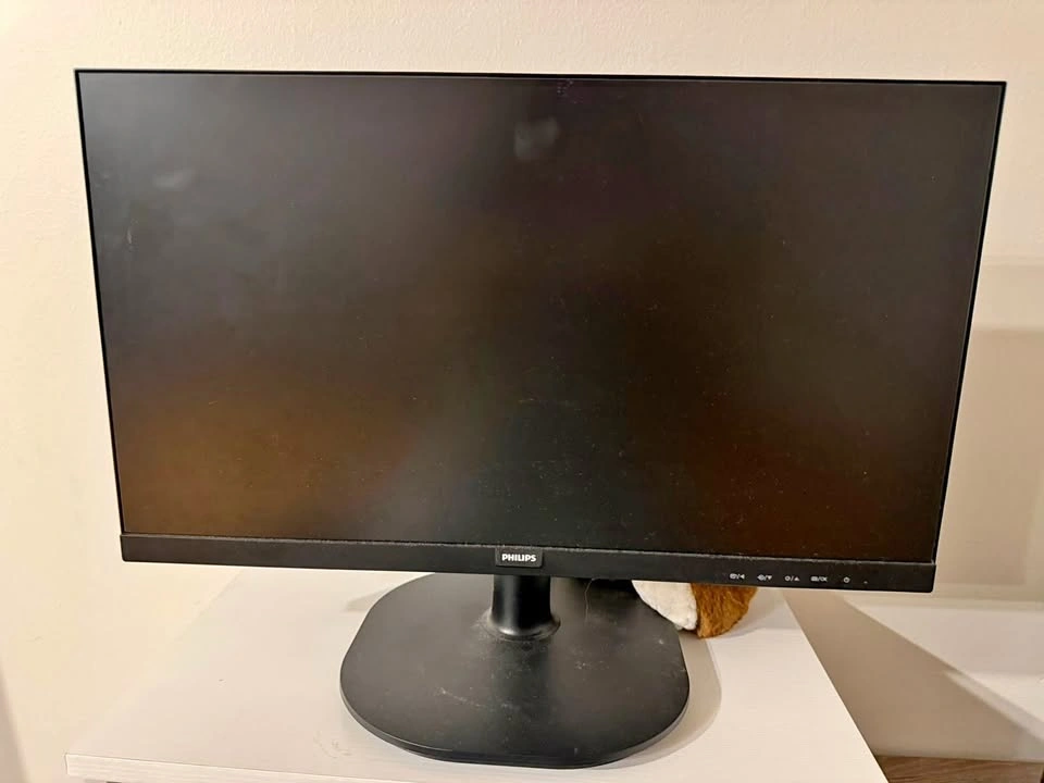 Philips 22” Full HD Monitor