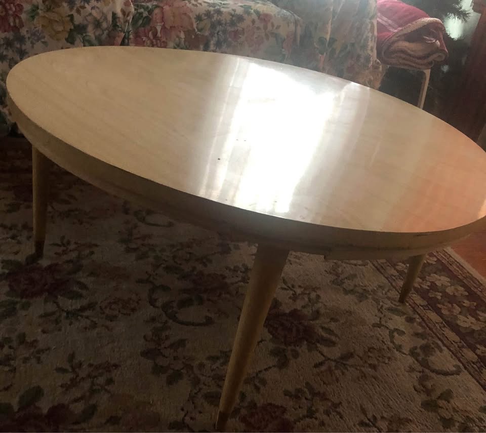 Vintage Blonde Coffee Table one More Week - photo 2