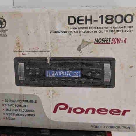 Pioneer DEH-1800 CD Player - photo 2