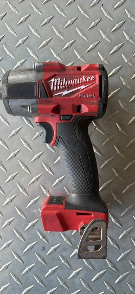 Milwaukee M18 FUEL Tools & DeWalt Grinder Lot - photo 3