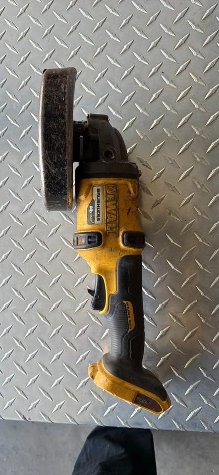 Milwaukee M18 FUEL Tools & DeWalt Grinder Lot - photo 5