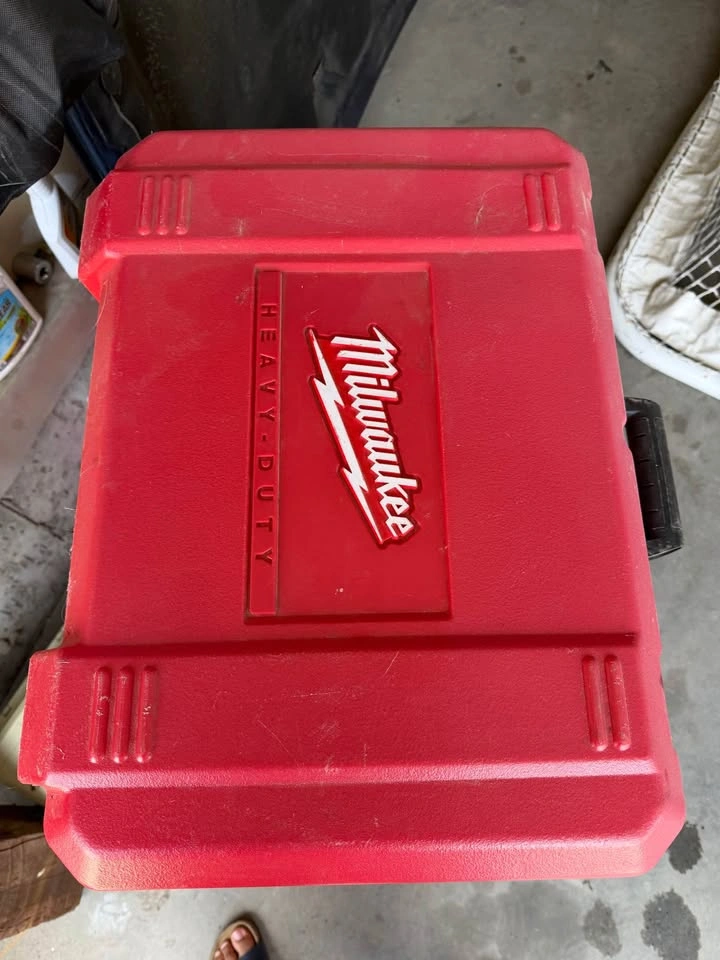 Milwaukee Cordless Tool Set - photo 2