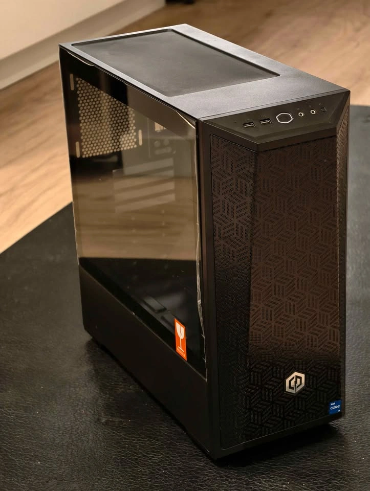 🔥 CyberPowerPC C-Series Mid-Tower Gaming PC Case 🔥 - photo 2