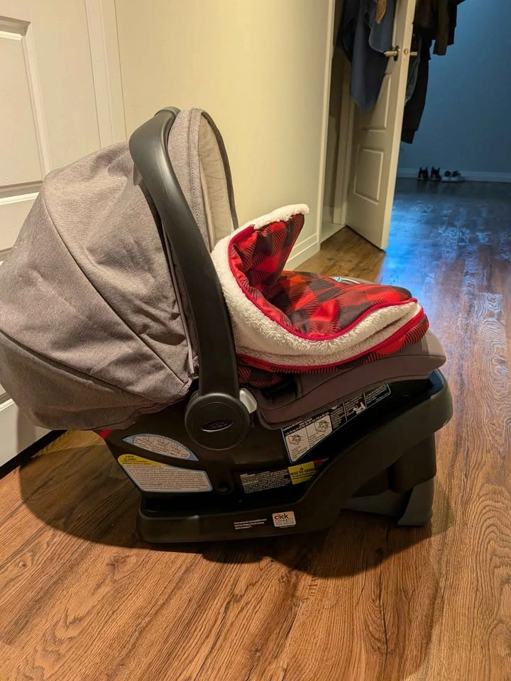 Chicco KeyFit 30 Infant Car Seat - photo 2