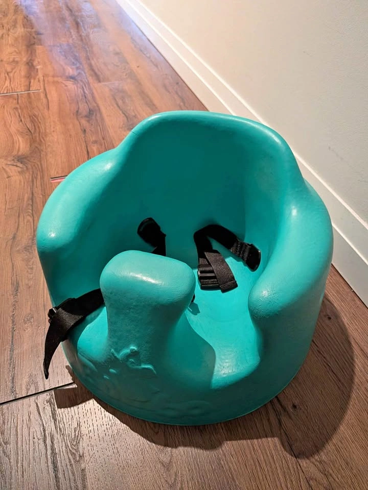 Infant floor seat
