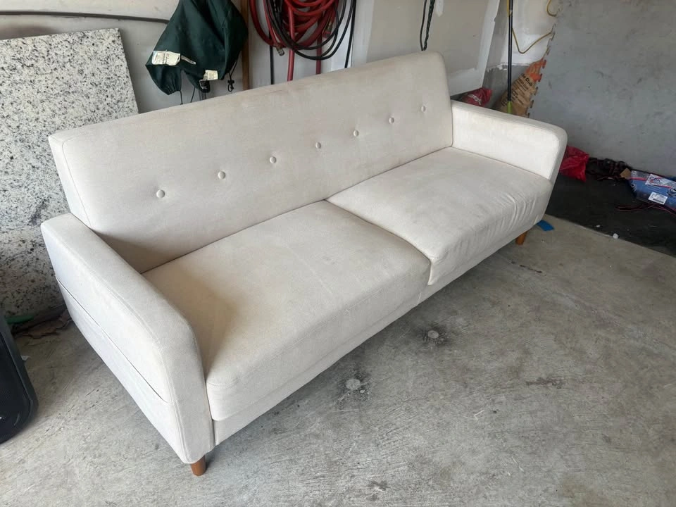 Beige Modern 2 Seater Love Seat Sofa - Great Condition - photo 3