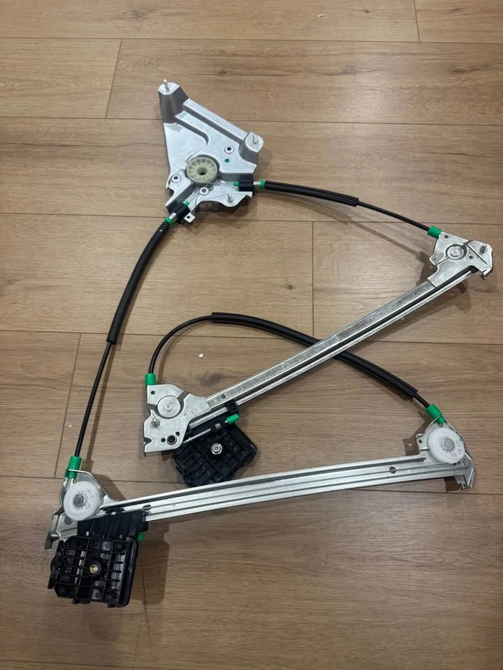 Power Window Regulator - photo 2