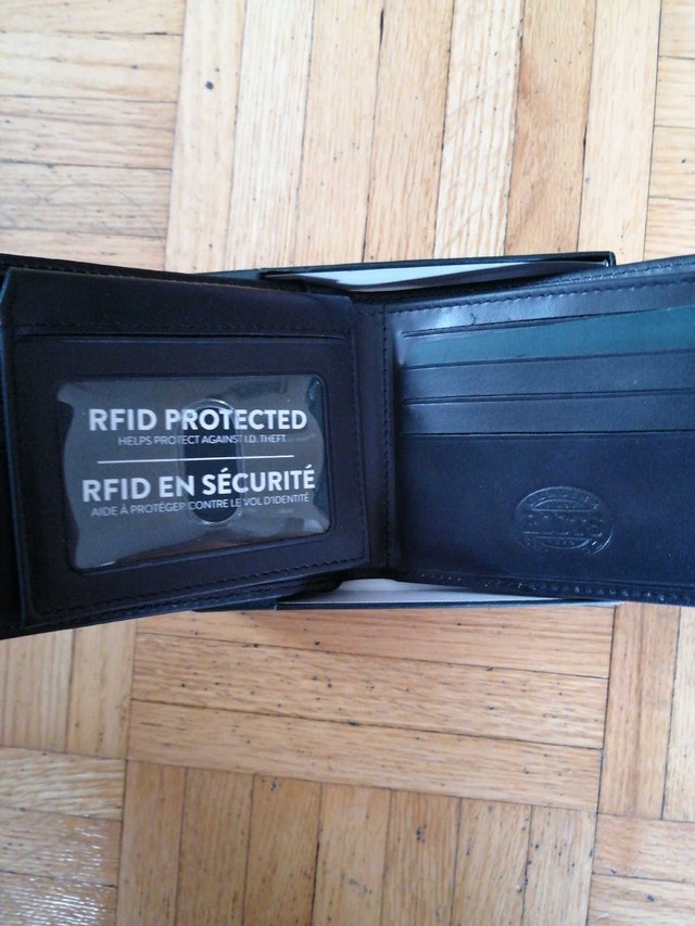 Roots Leather Wallet - photo 5