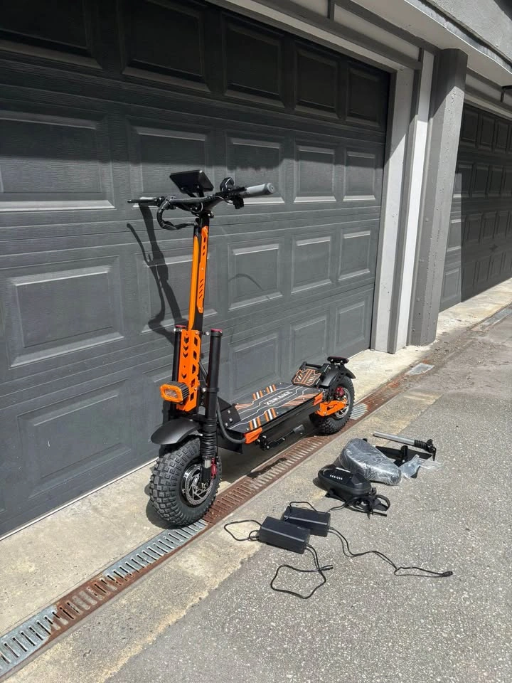 2025 ZSNAKE z-es39 Electric Scooter | Karrot