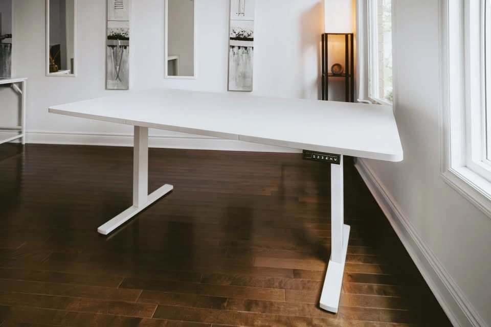 Large White Standing Desk Electric (70.9" x 35.5") - photo 4