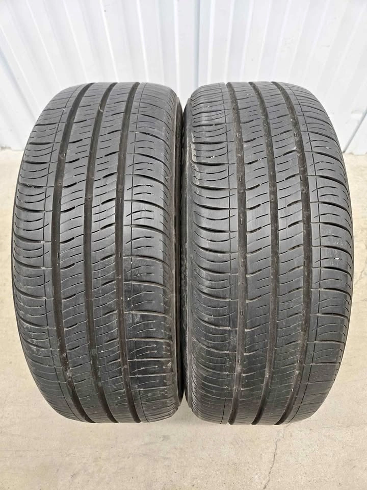 185/55R15 Kumho Solus Tires