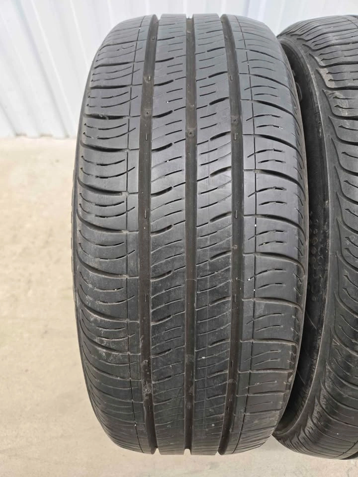 185/55R15 Kumho Solus Tires - photo 4