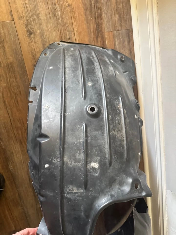 Mazda Front Passenger Fender Liner - photo 3