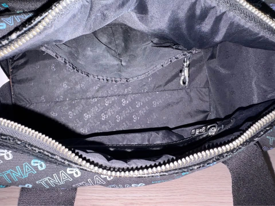 TNA medium purse - photo 3