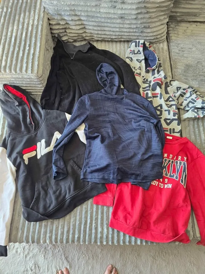 Kids clothing lot size 8-12 - photo 3