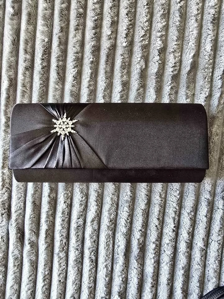 Vintage Shiseido Satin Evening Clutch (Rhinestone Star)