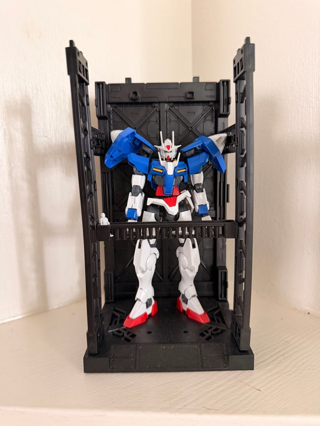 Daiso Gundam Display Case - photo 3