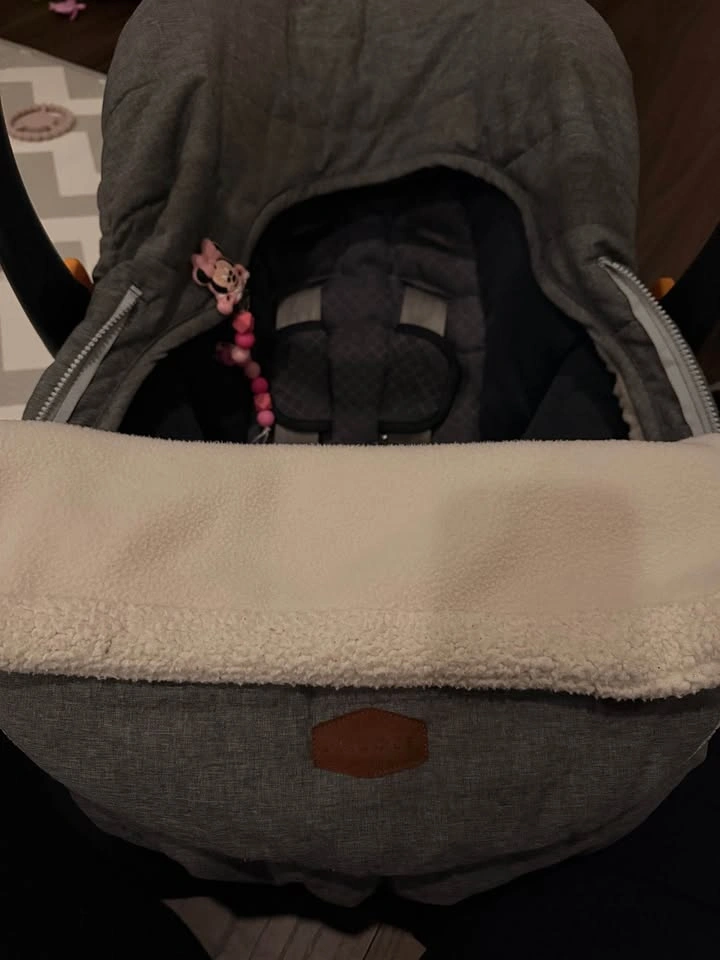 Baby Bucket Seat Winter Cover - photo 4