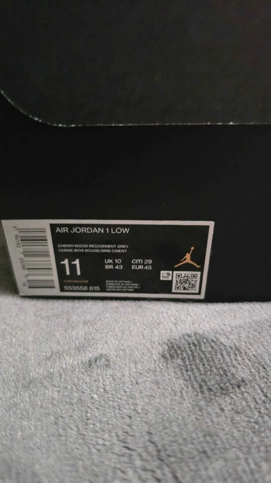Jordan 1 Low Mens Size 11 - photo 2