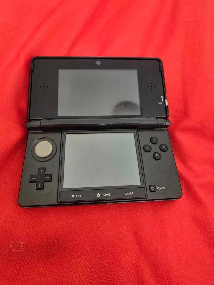 Nintendo 3DS Console with Games - photo 2