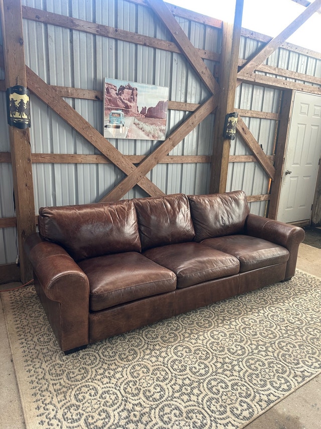 Barrington Distressed Leather Sofa - photo 4